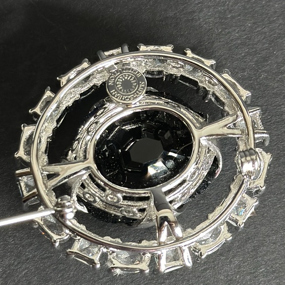 Smithsonian Institute Blue Hope Diamond Replica BROOCH - Picture 7 of 13